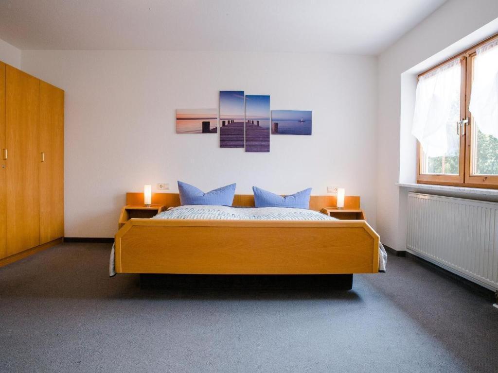 Gaestehaus St. Martin Sipplingen Exterior photo