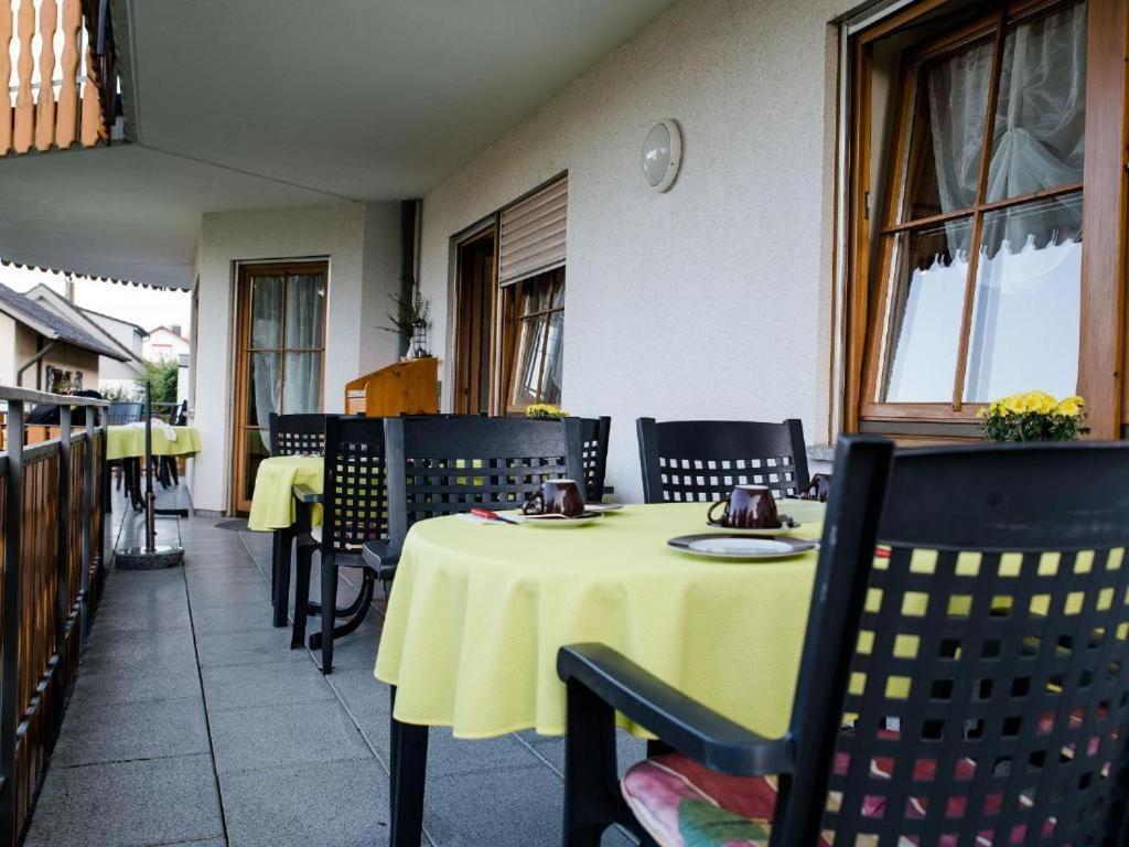 Gaestehaus St. Martin Sipplingen Exterior photo